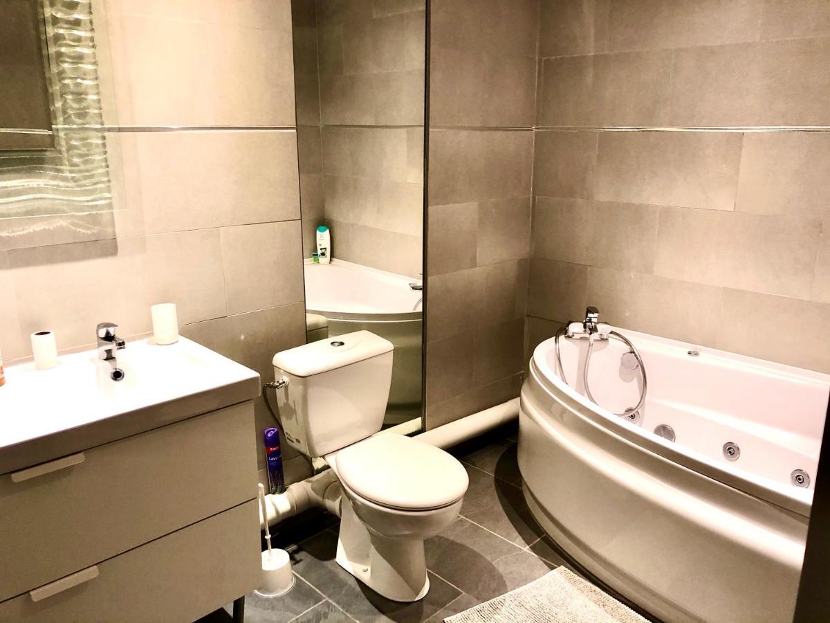 Appartement 105 M2 Rue Foch Arc De Triomphe Hyper Centre Montpellier Kültér fotó
